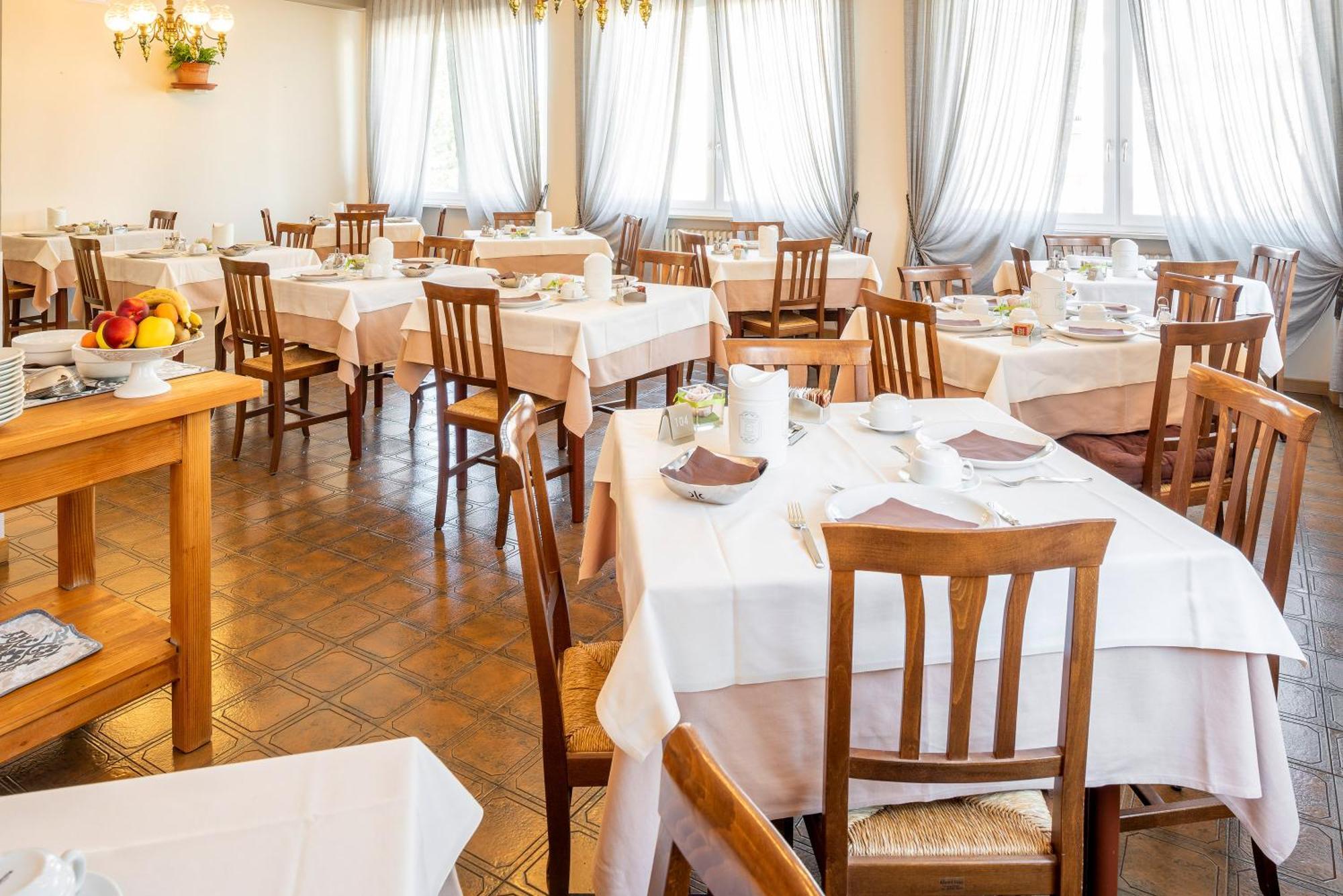Hotel Taormina Bardolino Exterior photo
