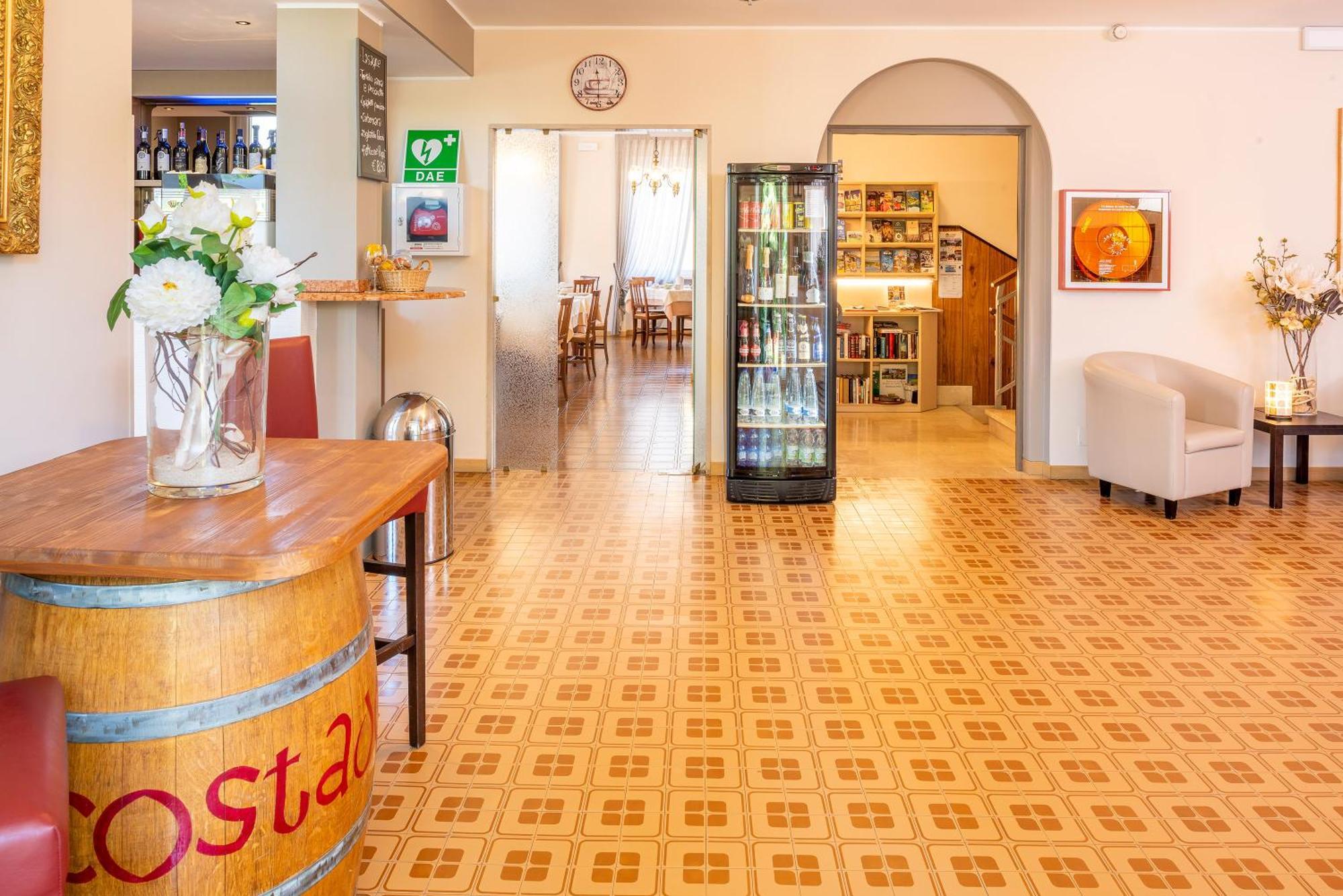 Hotel Taormina Bardolino Exterior photo