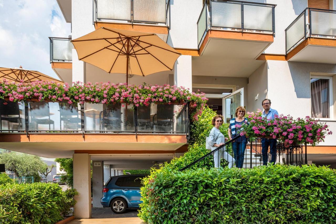 Hotel Taormina Bardolino Exterior photo